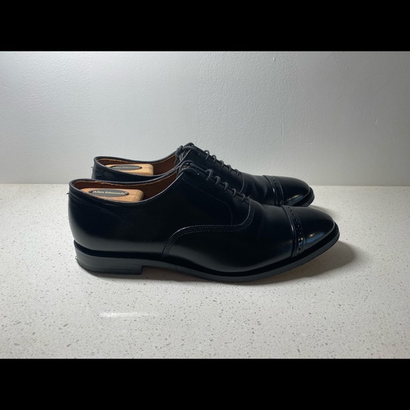 (SOLD)Allen Edmonds 5th Avenue Men's Captoe Oxford - Picture 2 of 8